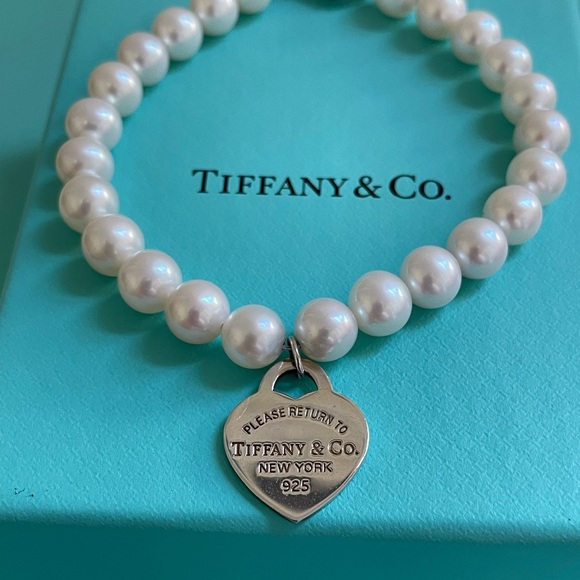 ❌SOLD❌Tiffany RTT pearl bracelet - Picture 3 of 6